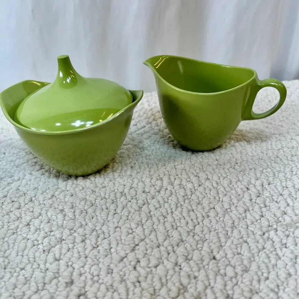 Vintage Oneida OD Green Melamine Coffee Set 2 Cups Creamer Sugar W/ Lid